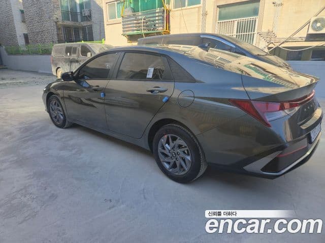 Hyundai The New Avante (CN7) 2