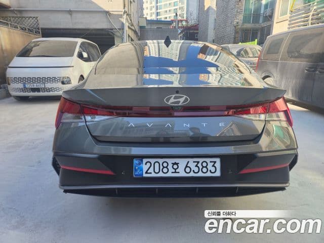 Hyundai The New Avante (CN7) 3