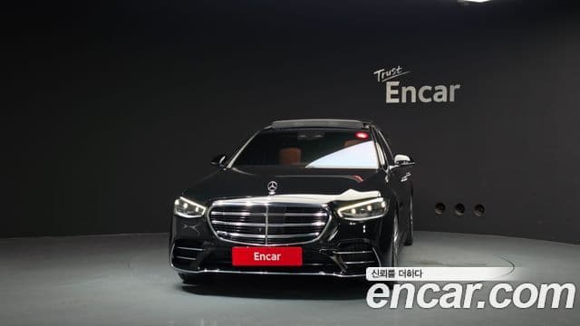 Mercedes-Benz S-Class W223 2