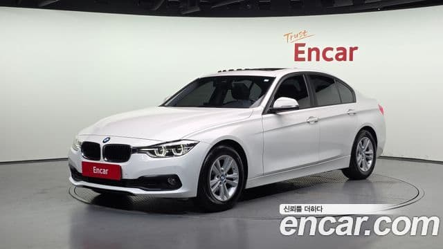 BMW 3 Series (F30) 1