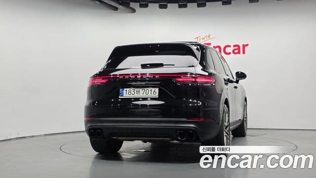 Porsche Cayenne (PO536) 4