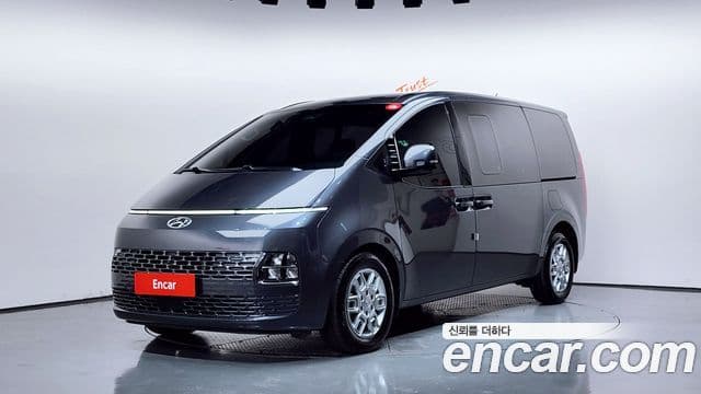 Hyundai Staria — 1