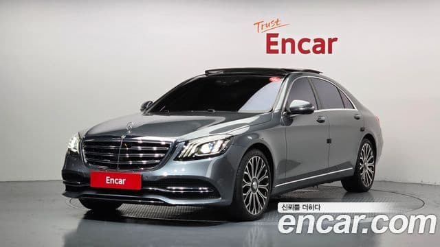 Mercedes-Benz S-Class W222