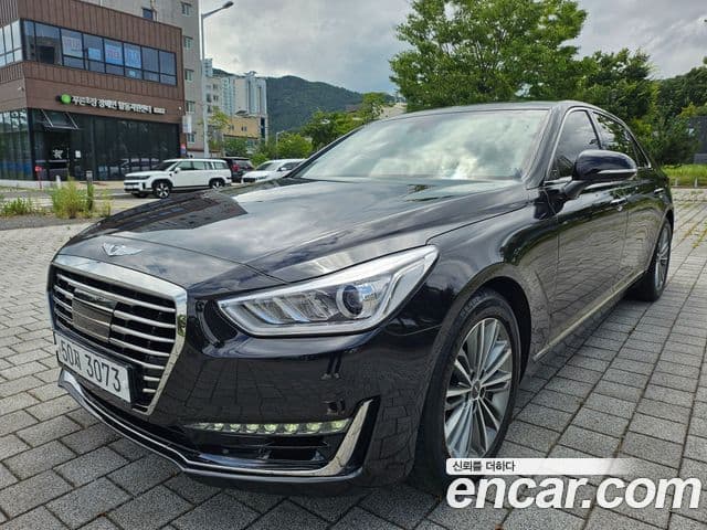 Genesis EQ900 2
