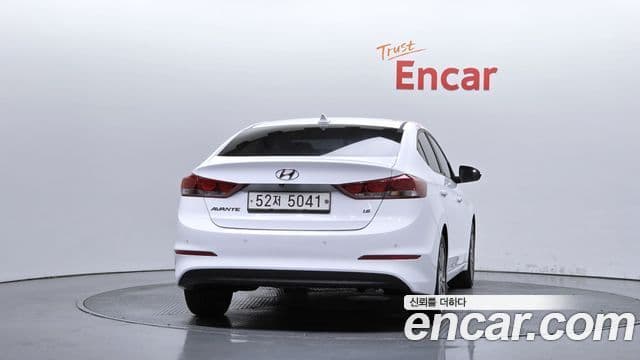 Hyundai Avante AD 4