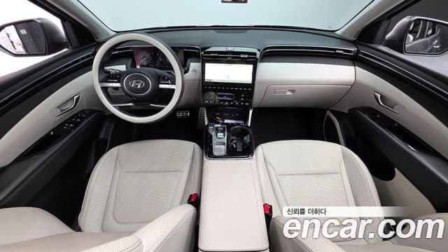 Hyundai Tucson Hybrid (NX4) 4