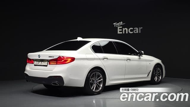BMW 5 Series (G30) 2