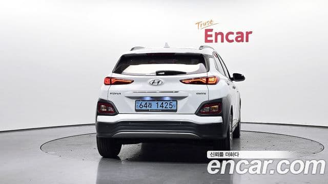Hyundai Kona Electric 4