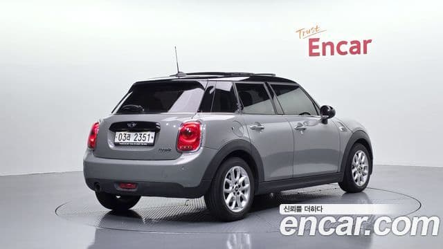 MINI Cooper 2