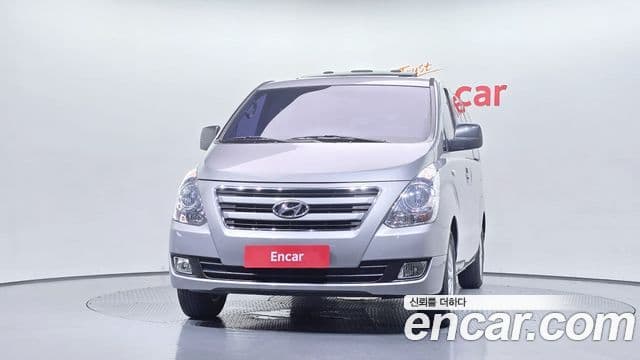 Hyundai Grand Starex 3