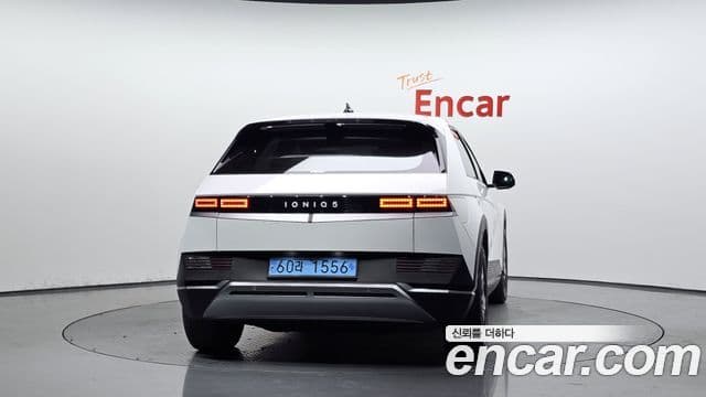 Hyundai Ioniq 5 4