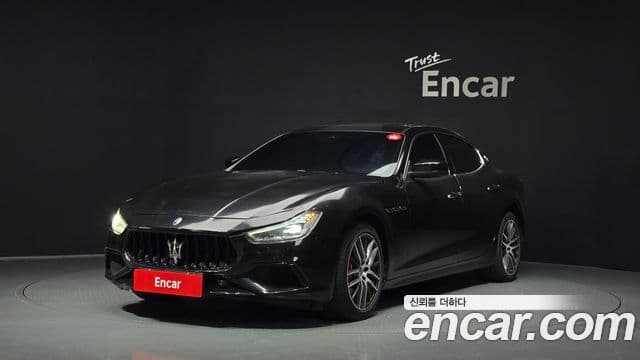 Maserati Ghibli 1