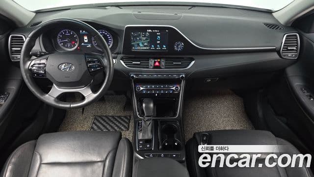 Hyundai Grandeur IG 4