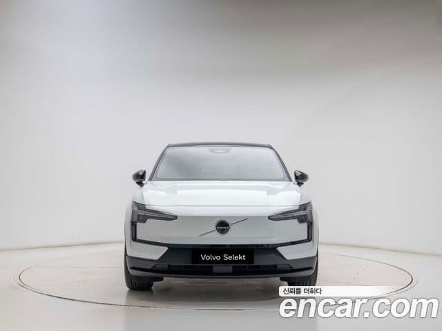 Volvo EX30 2