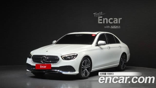 Mercedes-Benz E-Class W213 1