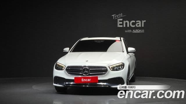 Mercedes-Benz E-Class W213 3