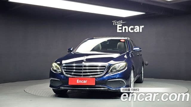Mercedes-Benz E-Class W213 3