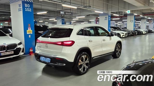 Mercedes-Benz EQA H243 2