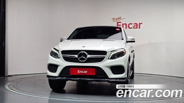 Mercedes-Benz GLE-Class W166 2