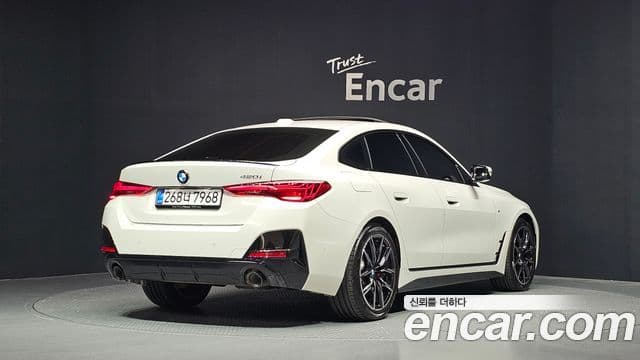 BMW 4 Series (G22) 2