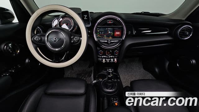 MINI Cooper S 4