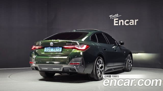 BMW i4 2