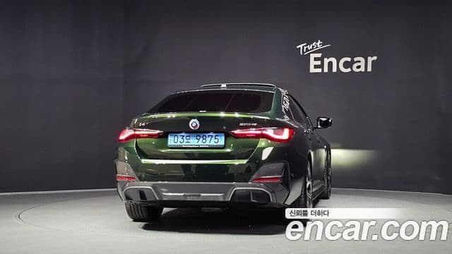 BMW i4 4