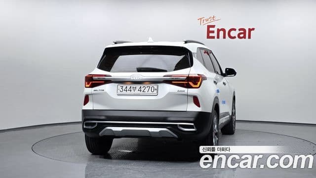 Kia Seltos 4