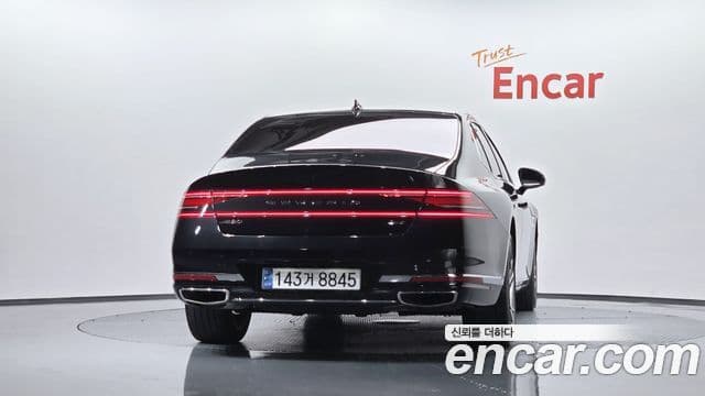 Genesis G90 (RS4) 4