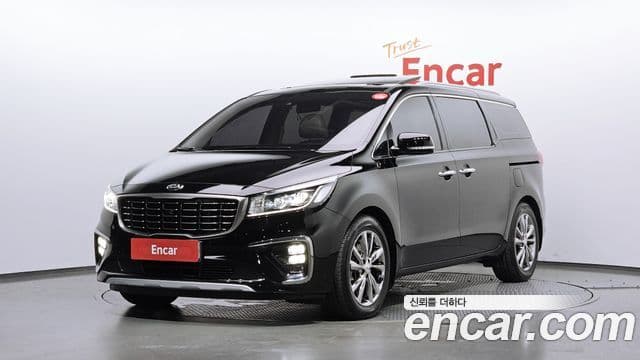 Kia The New Carnival — 1