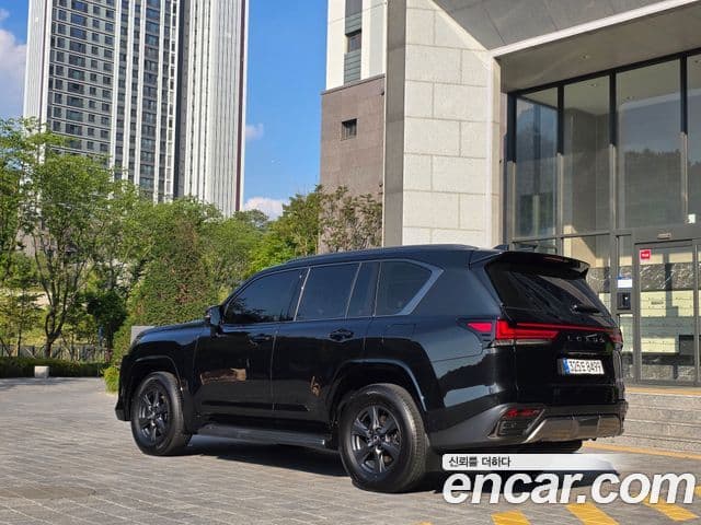 Lexus LX 4th Gen 3