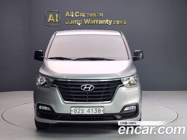Hyundai The New Grand Starex 3