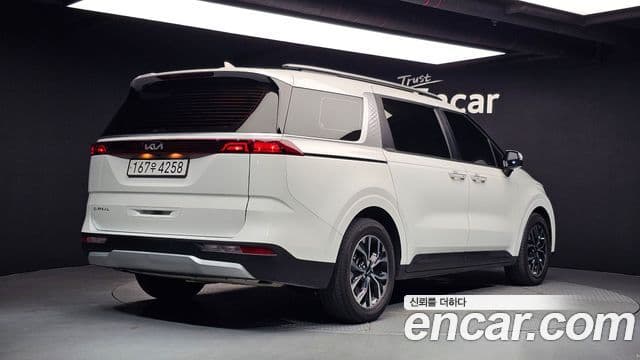 Kia Carnival 4th Gen 2