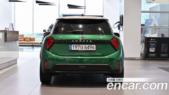 MINI Cooper C 4th Gen 3