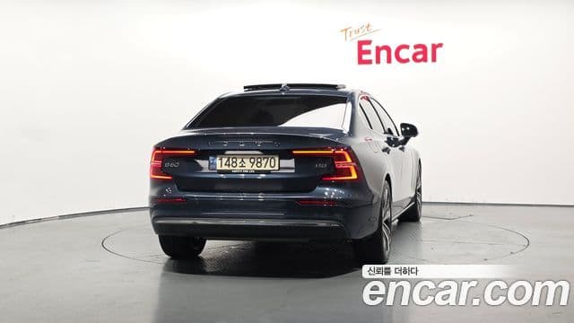Volvo S60 3rd Gen 4