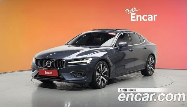 Volvo S60 3rd Gen 1
