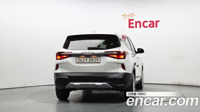 Kia Seltos 4