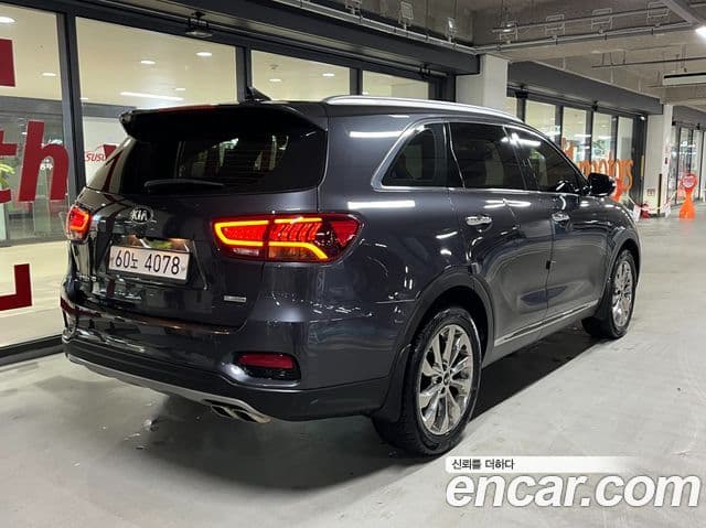 Kia The New Sorento 4