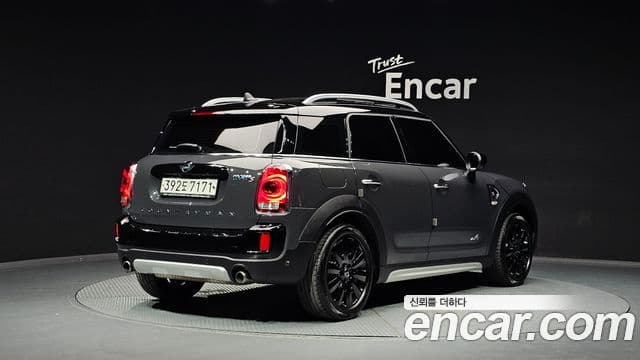 MINI Cooper S Countryman 2
