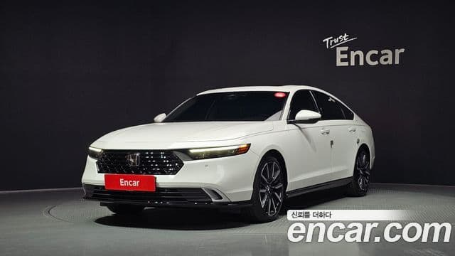 Honda Accord 11th Gen — 1