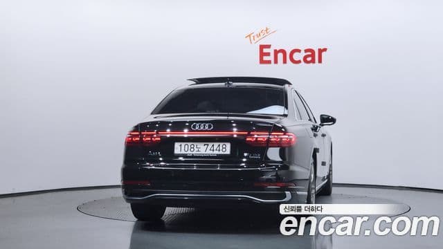 Audi A8 (D5) 3