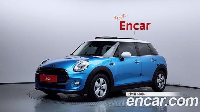 MINI Cooper D — 1