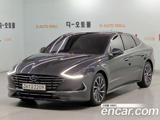 Hyundai Sonata (DN8)