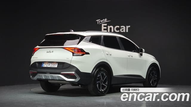 Kia Sportage 5th Gen Hybrid 2