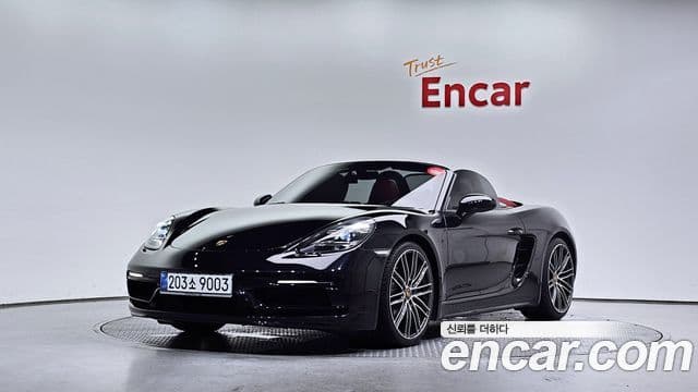 Porsche 718 Boxster 1
