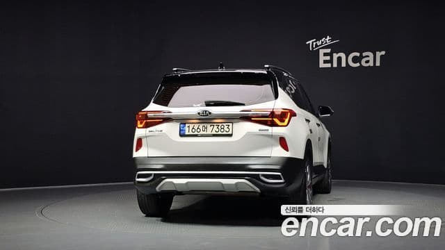 Kia Seltos 4