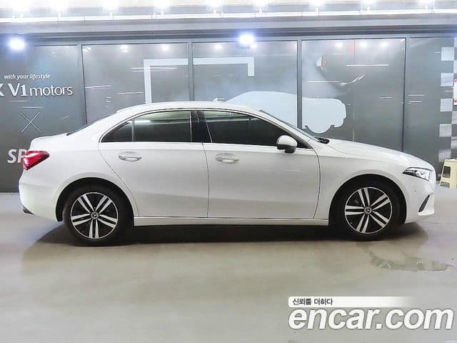 Mercedes-Benz A-Class W177 3