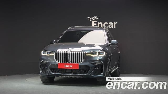 BMW X7 (G07) 3