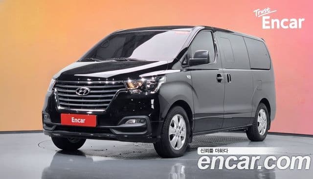 Hyundai The New Grand Starex