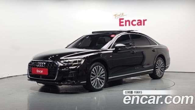 Audi A8 (D5)